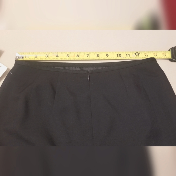 *$10 SALE* Kasper Navy Blue Skirt Size 2P - Picture 3 of 4